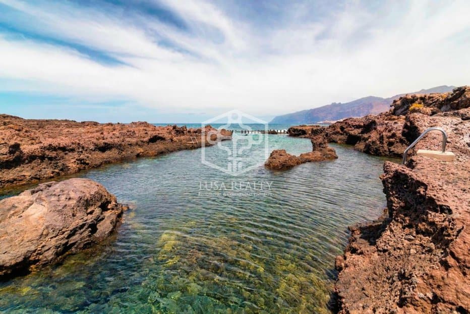 Villa in Guia de Isora, Tenerife, Spain 6 bedrooms, 768 sq.m. No. 111101