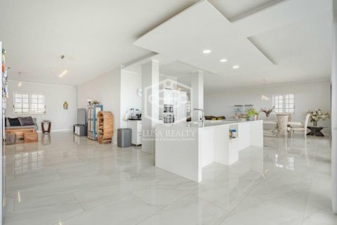 Villa in vendita Arona, Tenerife, Spagna 9 camere da letto, 328 mq. N° 111108 - foto 4