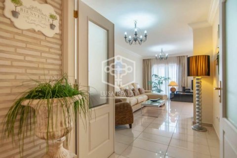 Apartment for sale Adeje, Tenerife, Spain 4 bedrooms, 272 sq.m. No. 111102 - photo 4