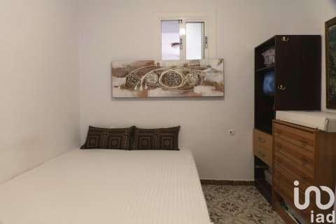Huoneisto myytävänä L'Hospitalet de Llobregat, Barcelona, Espanja, 5 makuuhuonetta, 100 m2 No. 154047 - kuva 25