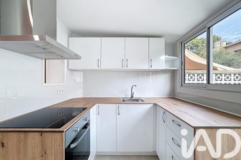 Talo myytävänä El Masnou, Barcelona, Espanja, 4 makuuhuonetta, 110 m2 No. 152626 - kuva 3