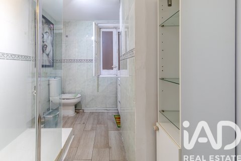 Apartment à vendre à Madrid, Espagne, 4 chambres, 90 m2 No. 188247 - photo 11