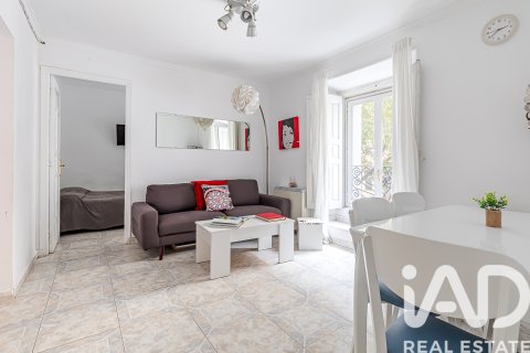 Apartment à vendre à Madrid, Espagne, 4 chambres, 90 m2 No. 188247 - photo 3
