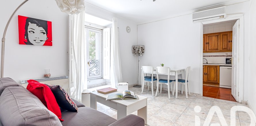 Apartment à Madrid, Espagne 4 chambres, 90 m2 No. 188247