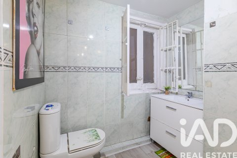 Apartment à vendre à Madrid, Espagne, 4 chambres, 90 m2 No. 188247 - photo 12