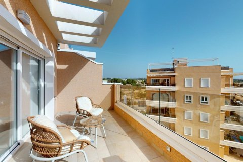 Huoneisto myytävänä Guardamar del Segura, Alicante, Espanja, 3 makuuhuonetta, 101 m2 No. 75664 - kuva 1