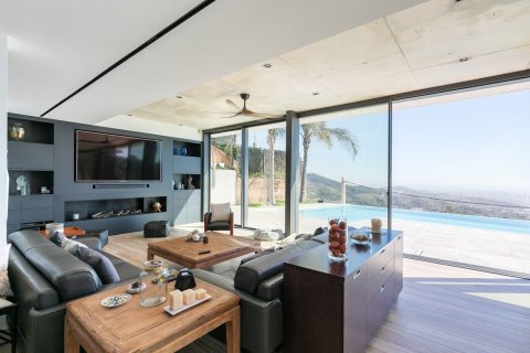 Talo myytävänä Barcelona, Espanja, 5 makuuhuonetta,  No. 141021 - kuva 5