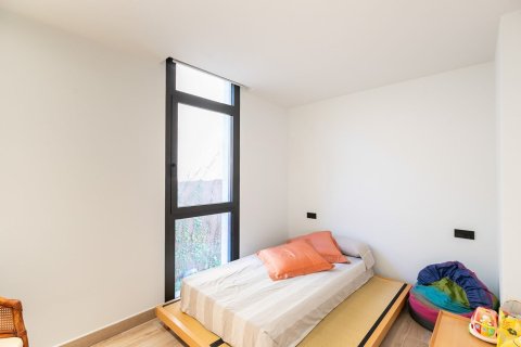 Talo myytävänä Barcelona, Espanja, 5 makuuhuonetta,  No. 141021 - kuva 17