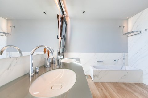 Talo myytävänä Barcelona, Espanja, 5 makuuhuonetta,  No. 141021 - kuva 13