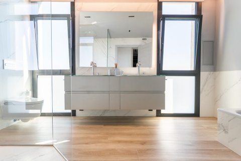 Talo myytävänä Barcelona, Espanja, 5 makuuhuonetta,  No. 141021 - kuva 14