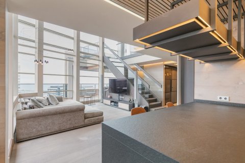 Huoneisto myytävänä Barcelona, Espanja, 3 makuuhuonetta, No. 141023 - kuva 5