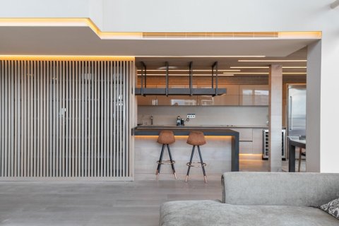 Huoneisto myytävänä Barcelona, Espanja, 3 makuuhuonetta, No. 141023 - kuva 12