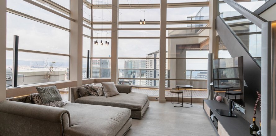 Huoneisto Barcelona, Espanja 3 makuuhuonetta, No. 141023