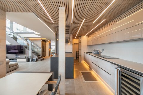 Huoneisto myytävänä Barcelona, Espanja, 3 makuuhuonetta, No. 141023 - kuva 7