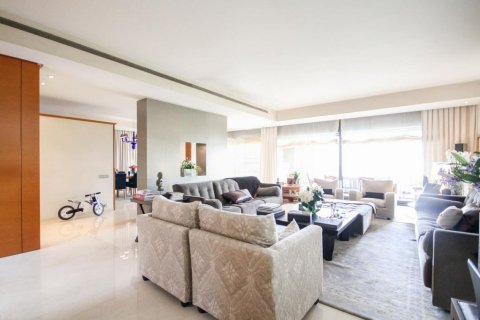 Сasa en venta en Barcelona, España 5 dormitorios, No. 141018 - foto 5