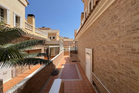 Casa a Guardamar del Segura, Alicante, Spagna 3 camere da letto, 91 mq. N° 165657