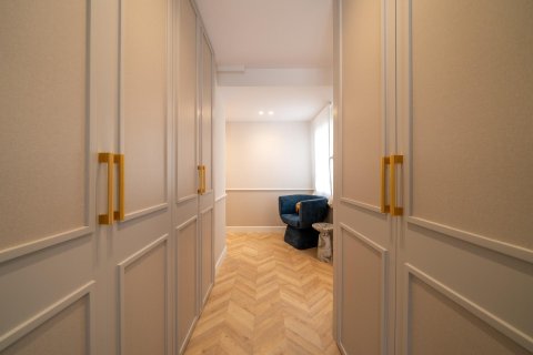 Apartment for sale in Madrid, Spain 3 bedrooms, 164 sq.m. No. 165655 - photo 28