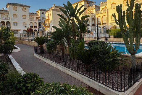 Apartment for sale in Torrevieja, Alicante, Spain 3 bedrooms,  No. 165658 - photo 16