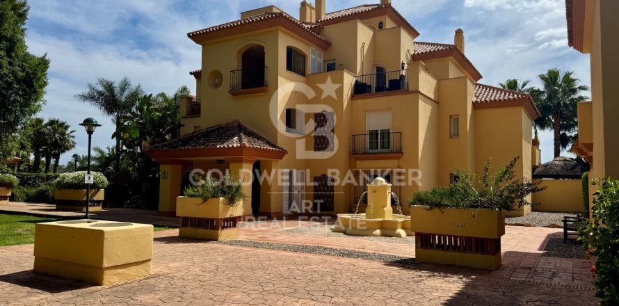 Apartment in Marbella, Malaga, Spain 2 bedrooms, 104 sq.m. No. 157520