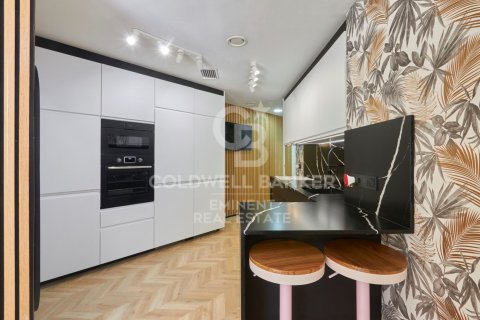 Apartamento en venta en Barcelona, España 4 dormitorios, 127 m2 No. 157516 - foto 8