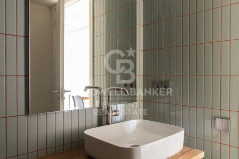 Paritalo myytävänä Barcelona, Espanja, 2 makuuhuonetta, 117 m2 No. 157521 - kuva 23