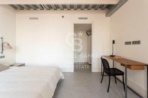 Tvåvåningslägenhet till salu i Barcelona, Spanien 2 sovrum, 117 kvm. Nr. 157521 - foto 18