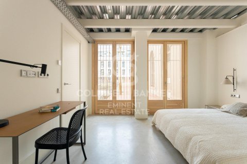 Paritalo myytävänä Barcelona, Espanja, 2 makuuhuonetta, 117 m2 No. 157521 - kuva 18