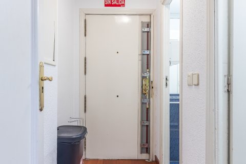 Apartment for sale in Madrid, Spain 4 bedrooms, 353 sq.m. No. 187801 - photo 14