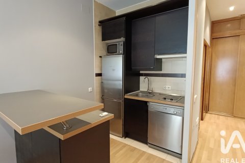 Apartment for sale in Madrid, Spain 1 bedroom, 55 sq.m. No. 187802 - photo 10