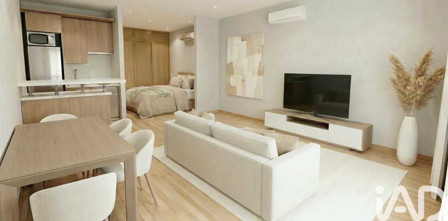 Apartment in Madrid, Spain 1 bedroom, 55 sq.m. No. 187802