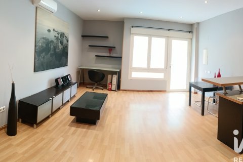 Apartment for sale in Madrid, Spain 1 bedroom, 55 sq.m. No. 187802 - photo 3