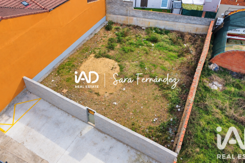 Land plot à vendre à Villaquilambre, Leon, Espagne, 315 m2 No. 196537 - photo 2