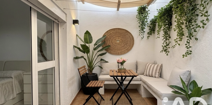 Wohnung in Malaga, Spanien 1 Schlafzimmer, 45 m2 Nr. 196536
