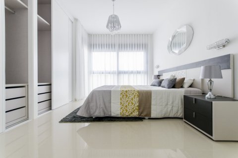Villa for sale in San Miguel de Salinas, Alicante, Spain 4 bedrooms, 135 sq.m. No. 171094 - photo 10