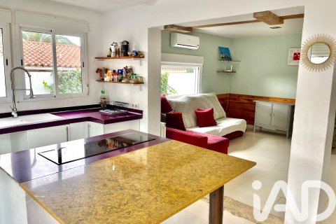 House for sale in Alcala De Xivert, Castellon, Spain 4 bedrooms, 164 sq.m. No. 152876 - photo 11