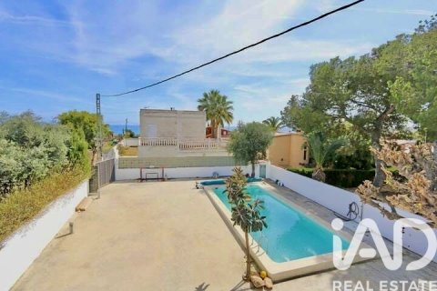 House for sale in Alcala De Xivert, Castellon, Spain 4 bedrooms, 164 sq.m. No. 152876 - photo 2