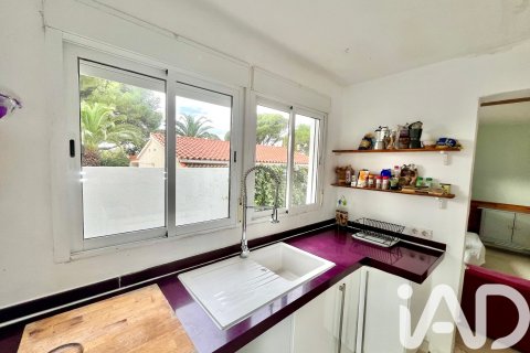 House for sale in Alcala De Xivert, Castellon, Spain 4 bedrooms, 164 sq.m. No. 152876 - photo 10