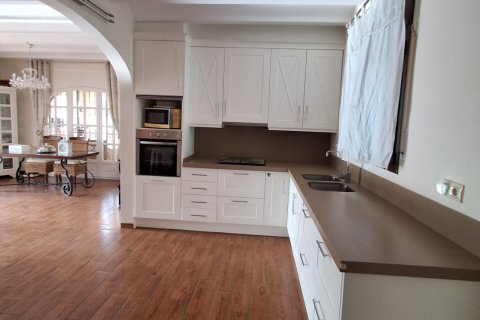 Сasa en venta en Mont-roig del Camp, Tarragona, España 5 dormitorios, 271 m2 No. 152875 - foto 16