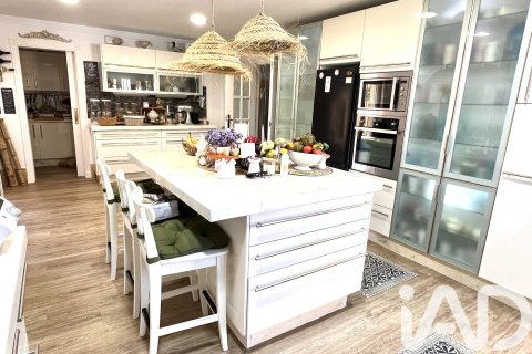 Talo myytävänä Rincon de la Victoria, Malaga, Espanja, 6 makuuhuonetta, 648 m2 No. 152871 - kuva 8