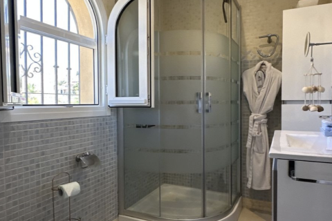 Talo myytävänä Rincon de la Victoria, Malaga, Espanja, 6 makuuhuonetta, 648 m2 No. 152871 - kuva 21