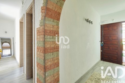 Продажа дома в Санта-Колома-де-Сервелло, Барселона, Испания 4 спальни, 309м2 №152872 - фото 12