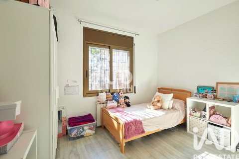 Продажа дома в Санта-Колома-де-Сервелло, Барселона, Испания 4 спальни, 309м2 №152872 - фото 23