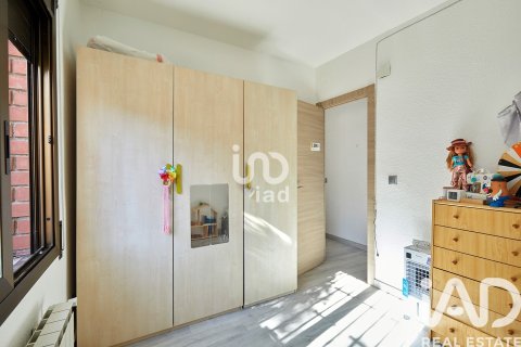 Продажа дома в Санта-Колома-де-Сервелло, Барселона, Испания 4 спальни, 309м2 №152872 - фото 22