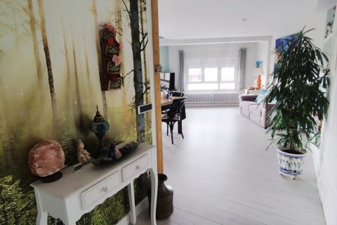 Appartamento a Leon, Spagna 3 camere da letto, 133 mq. N° 152877