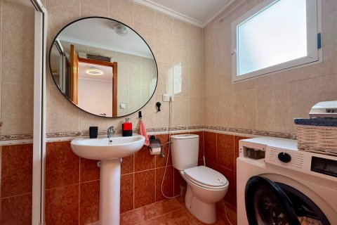 Kattohuoneisto myytävänä Torrevieja, Alicante, Espanja, 3 makuuhuonetta, 82 m2 No. 186829 - kuva 23