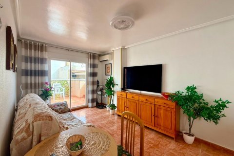 Kattohuoneisto myytävänä Torrevieja, Alicante, Espanja, 3 makuuhuonetta, 82 m2 No. 186829 - kuva 3