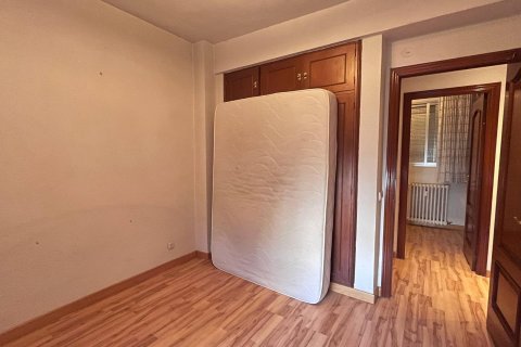 Huoneisto myytävänä Madrid, Espanja, 2 makuuhuonetta, 81 m2 No. 186825 - kuva 10