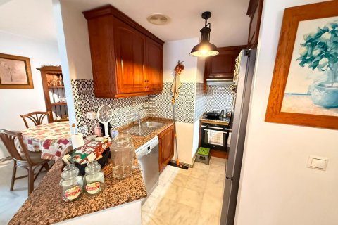 Apartament w Torrevieja, Alicante, Hiszpania 3 sypialnie, 110 mkw. nr 186826 – zdjęcie 8