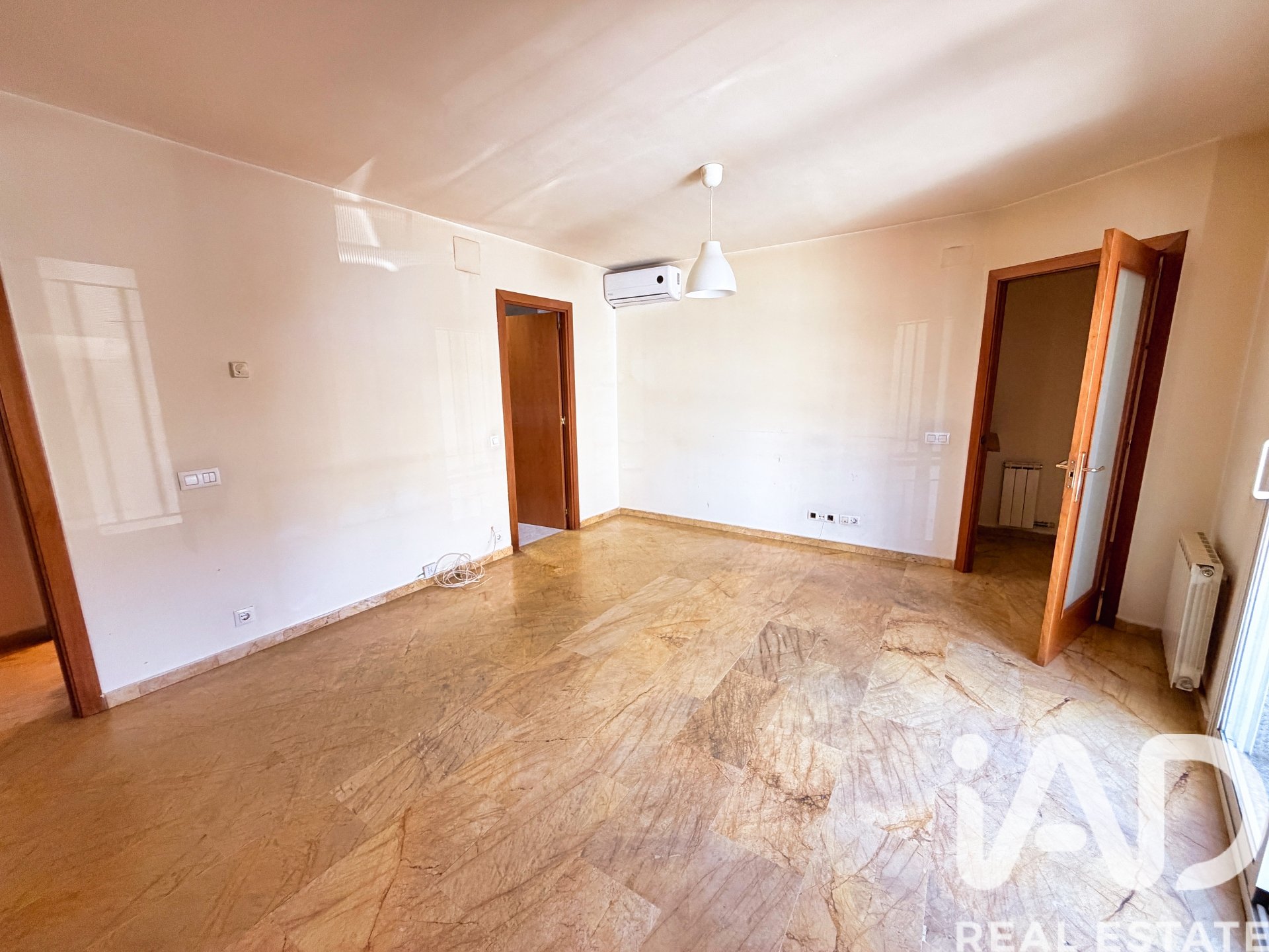 Dzīvoklis Vallirana, Barcelona, Spānijā 2 istabas, 64 m2 Nr. 184893