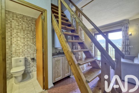 Продажа квартиры в Теруэль, Испания 1 спальня, 58м2 №184892 - фото 26